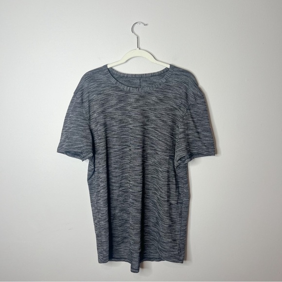 Lululemon Men’s Pulse Sub Short Sleeve Heathered Black - Picture 3 of 8